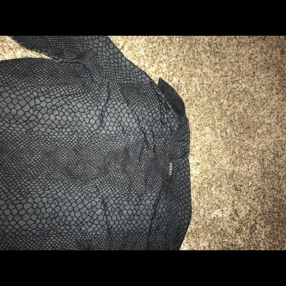 Guess snakeskin shirt - Picture 5 of 5